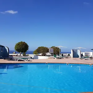 https://loma-green.in-canary-islands.com
